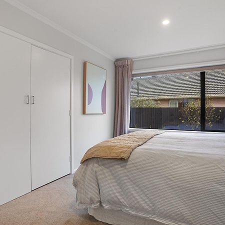 Private, Family-Friendly Home, 4Br By Airport & Free Parking クライストチャーチ エクステリア 写真