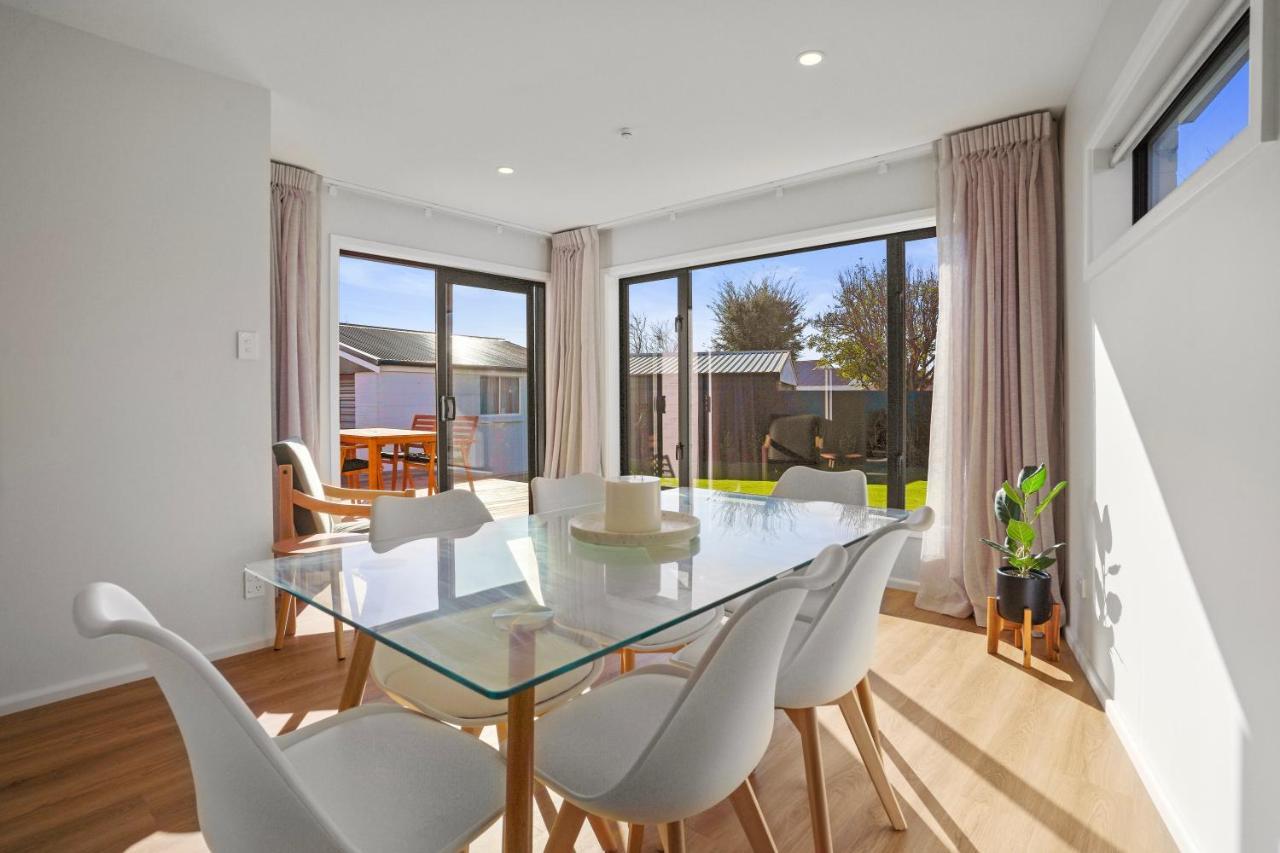 Private, Family-Friendly Home, 4Br By Airport & Free Parking クライストチャーチ エクステリア 写真