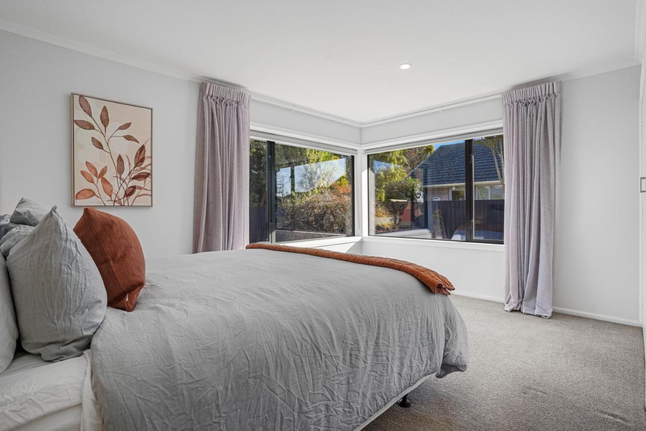 Private, Family-Friendly Home, 4Br By Airport & Free Parking クライストチャーチ エクステリア 写真